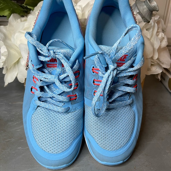 Blingged Nike free run 5.0 shoes - Picture 5 of 6